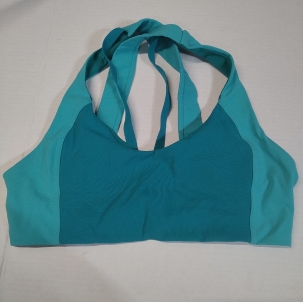 Lululemon‎ sports bra